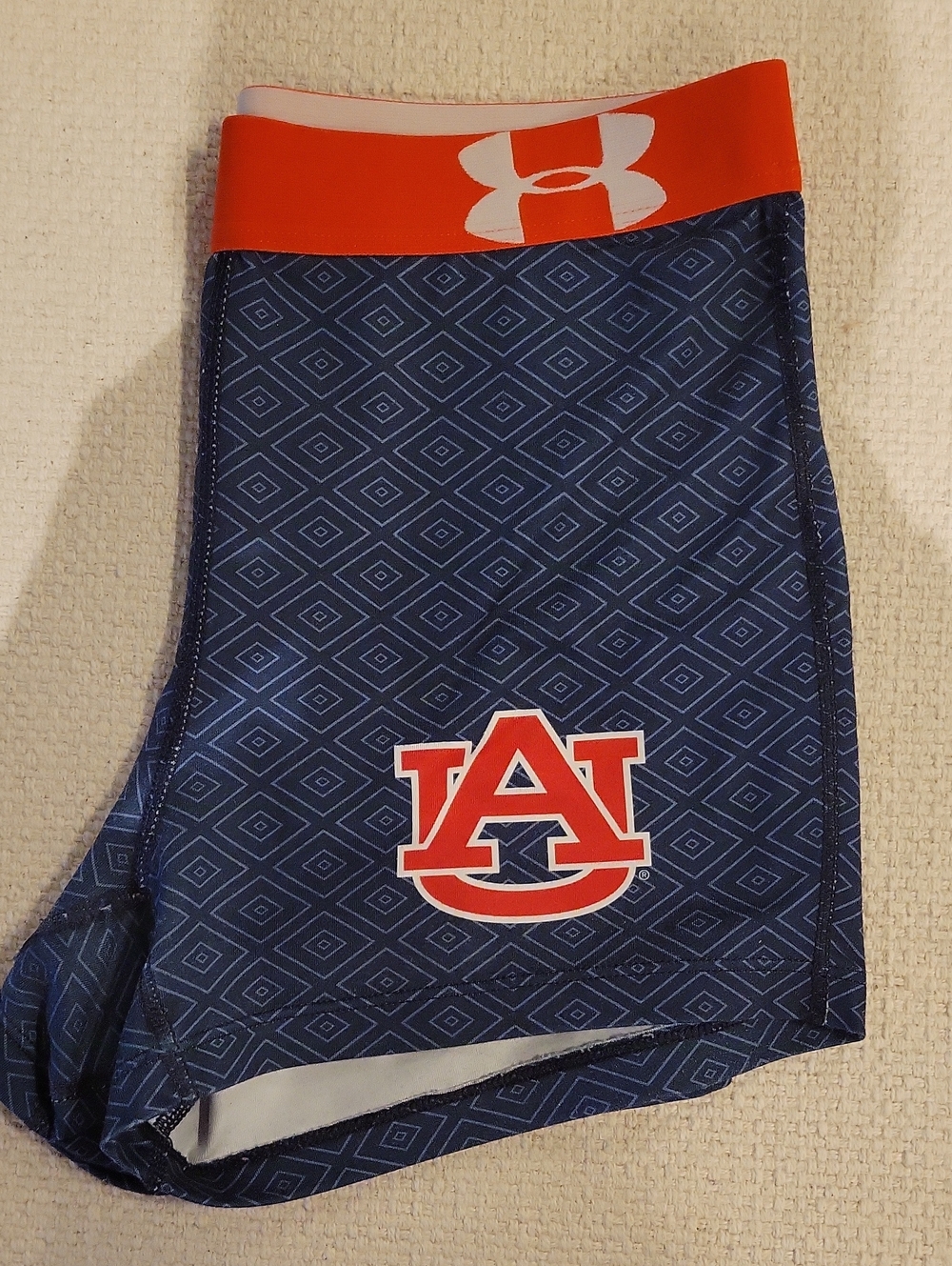 Under Armour Auburn Tigers 3" Compression Shorts